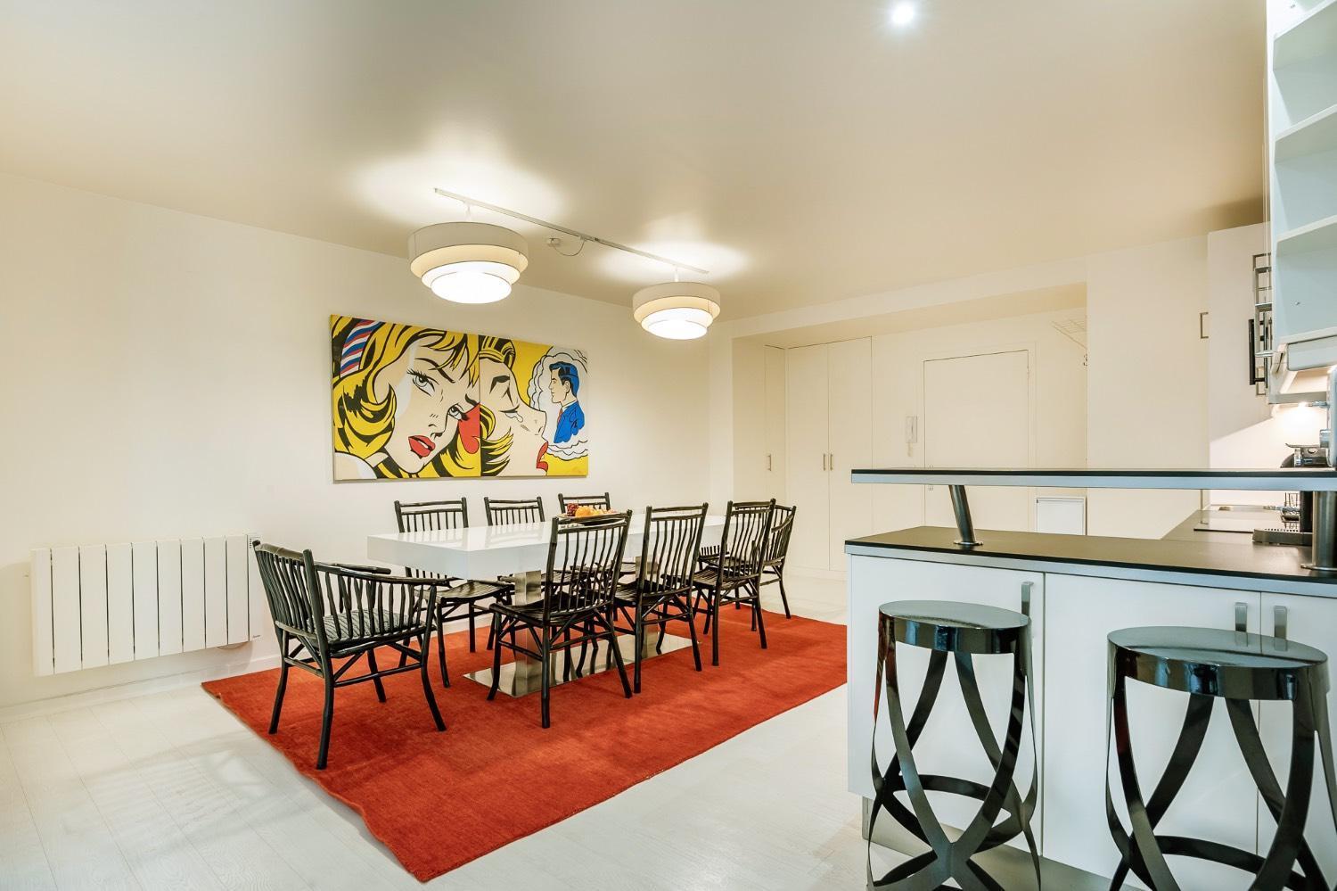 Modern 3 Bedrooms 3 Baths Full Center Of * Paris